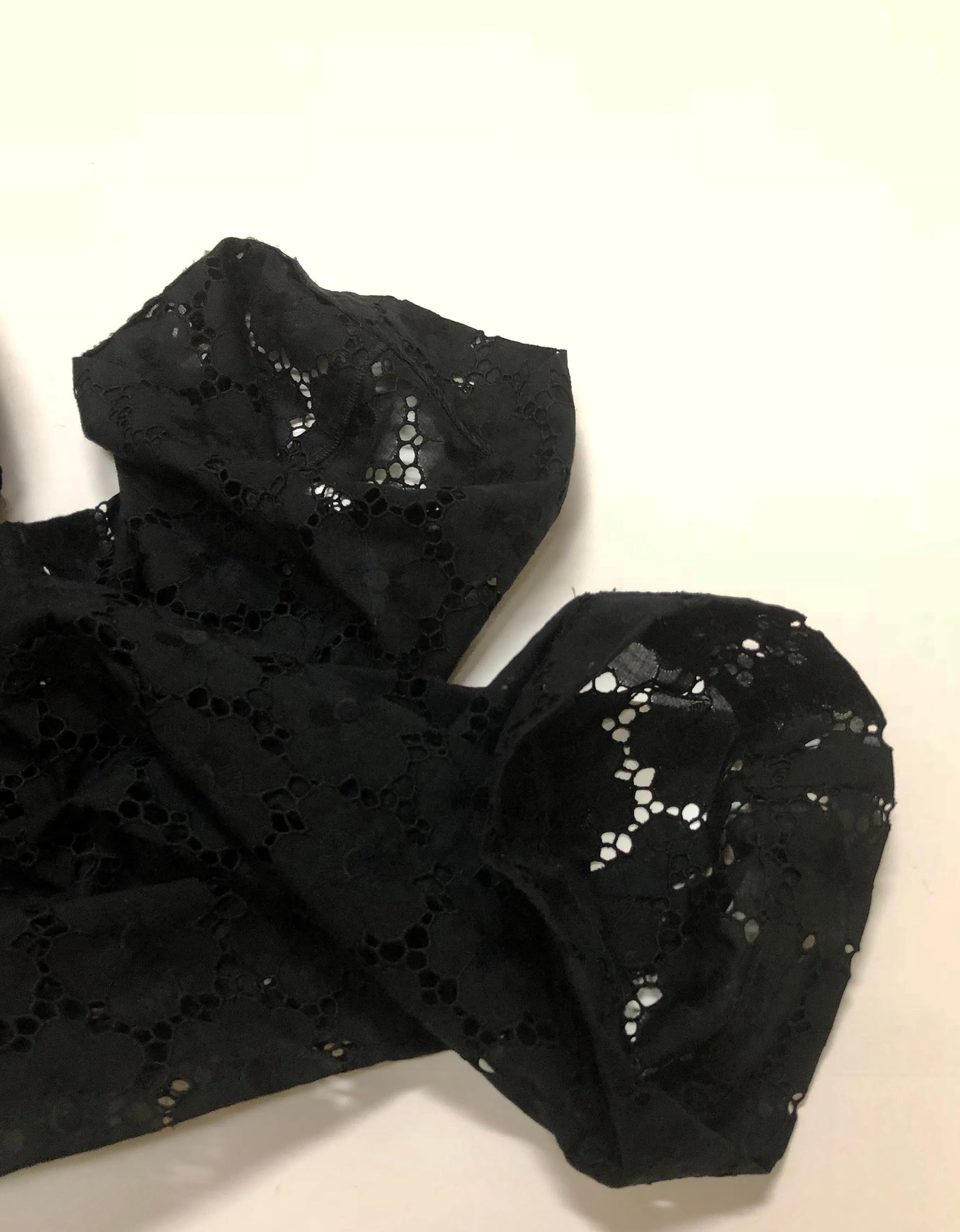 AUTHENTIC CHANEL EYELET COTTON 3/PC PANT SET SIZE 38