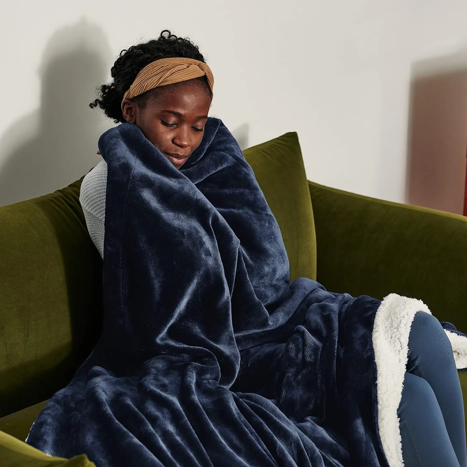 Bedsure Sherpa Fleece Blanket, Thick and Warm Reversible Sofa Throw, Grey