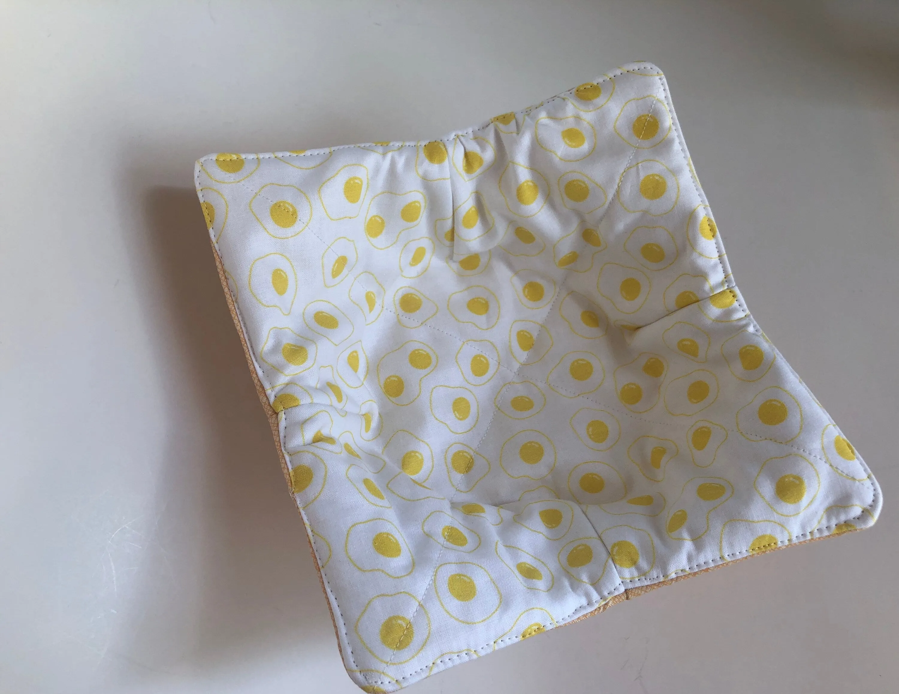 Bowl Cozy Tomato, Egg or Vegetable Themed
