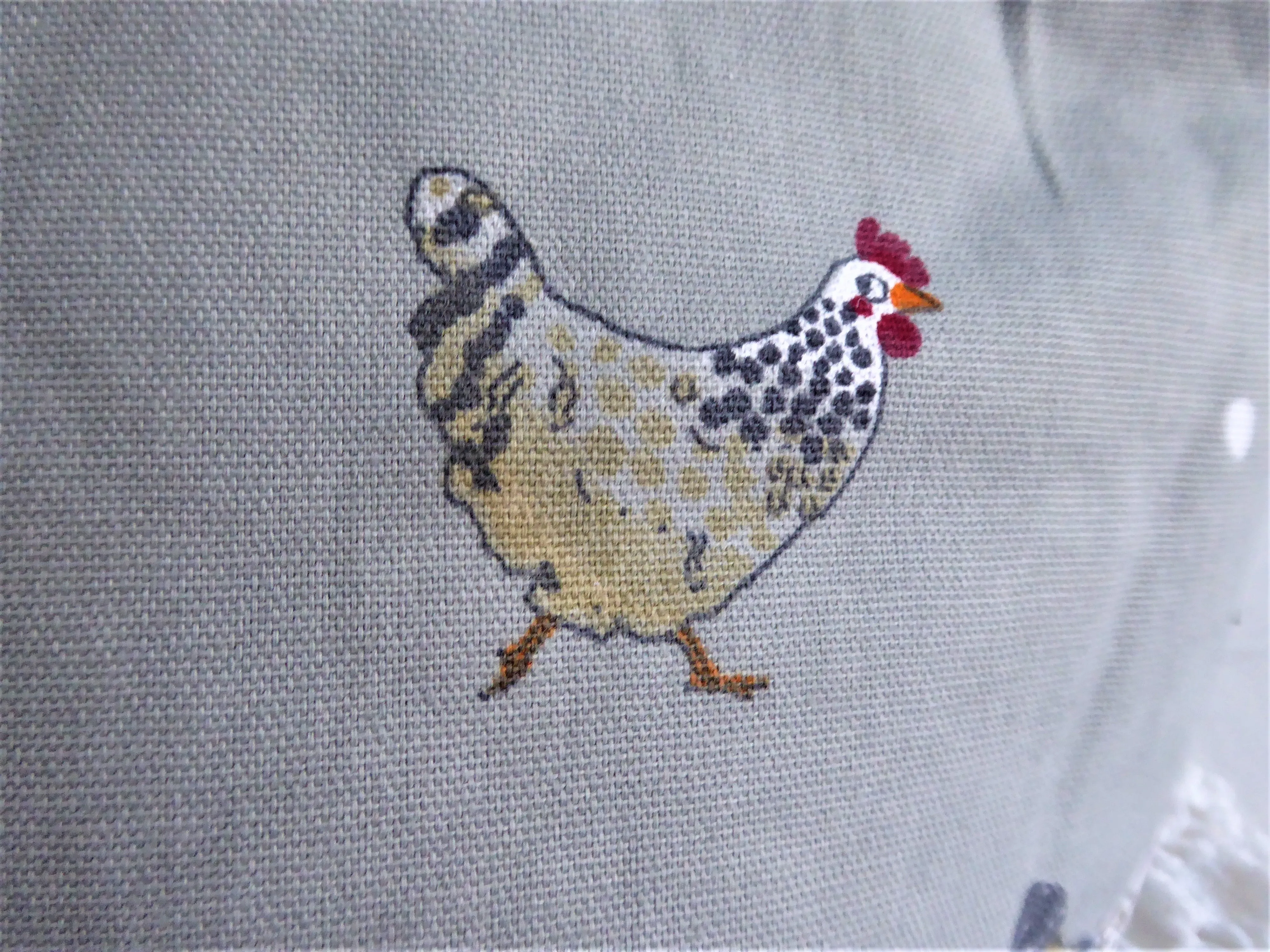 Chicken Shaped Tea Cozy Padded Sophie Allport Cosy NWT Farmhouse Chicken Eggs