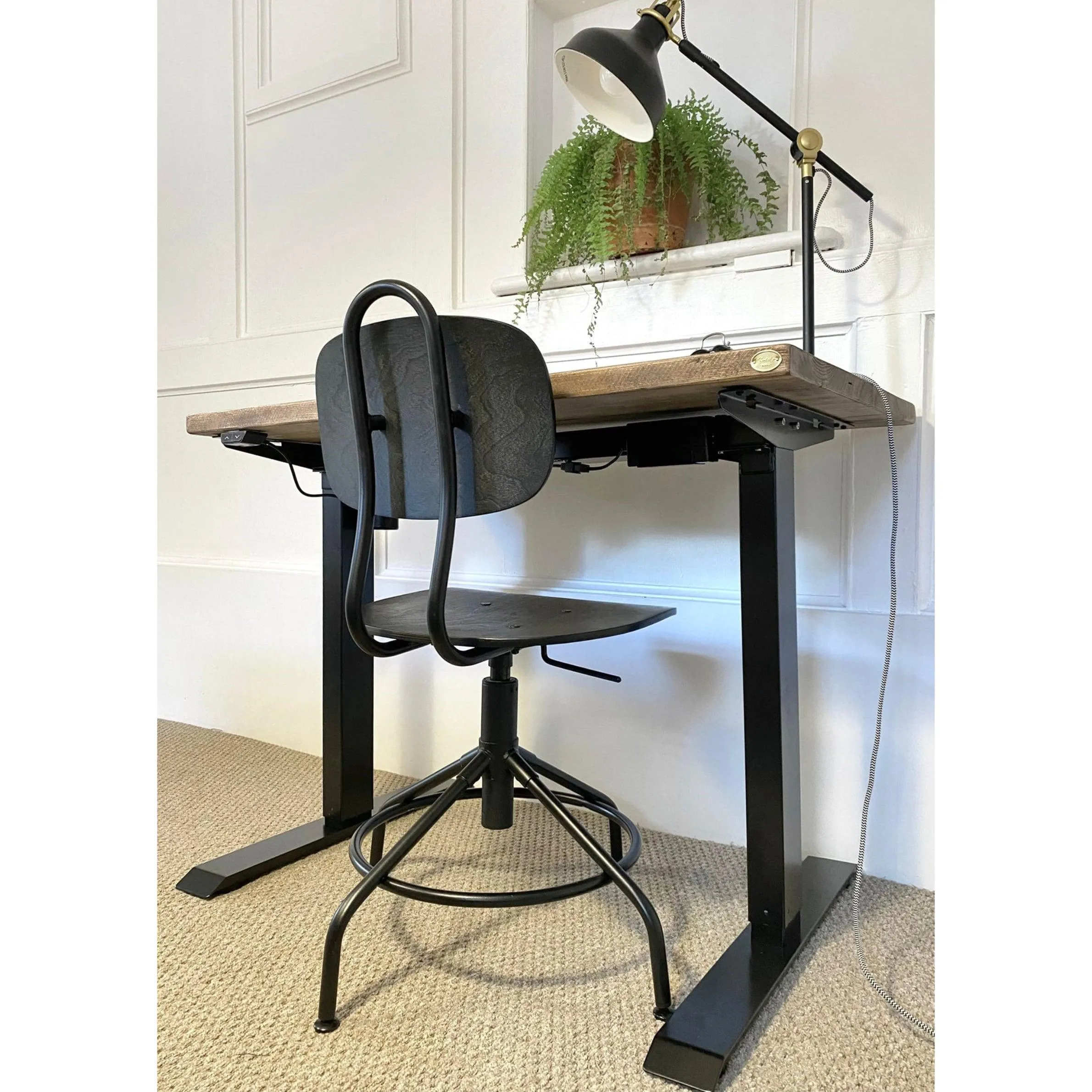 EGEG: Reclaimed Height Adjustable Sit-Stand Desk