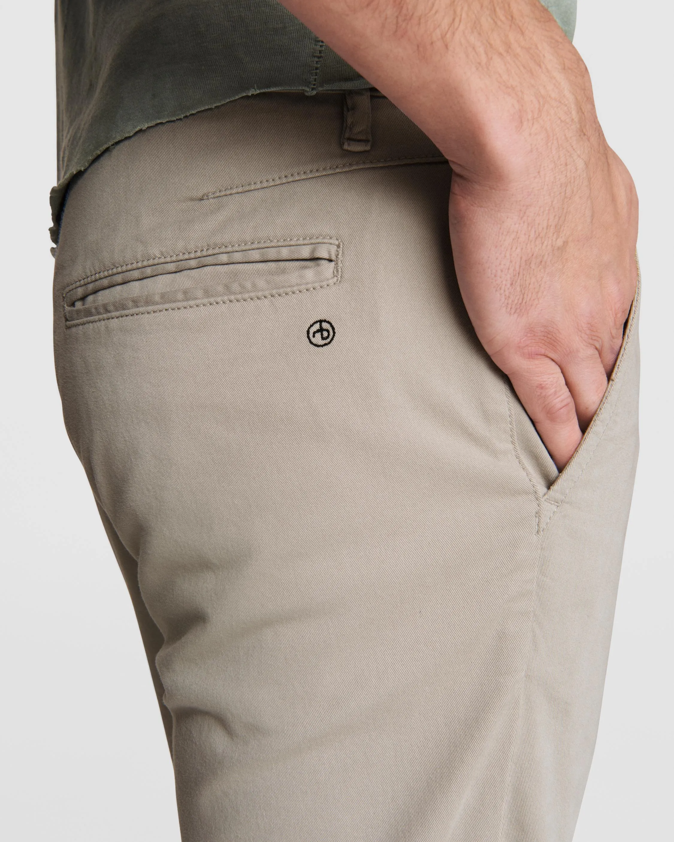 Fit 2 Stretch Twill Chino