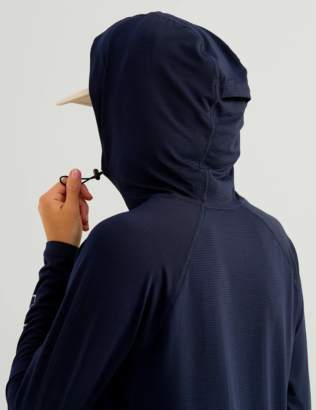 HUK Women's A1a Hoodie Lightweight Hooded Fishing Shirt, Sun Protection, Breathable, Quick-Dry Performance