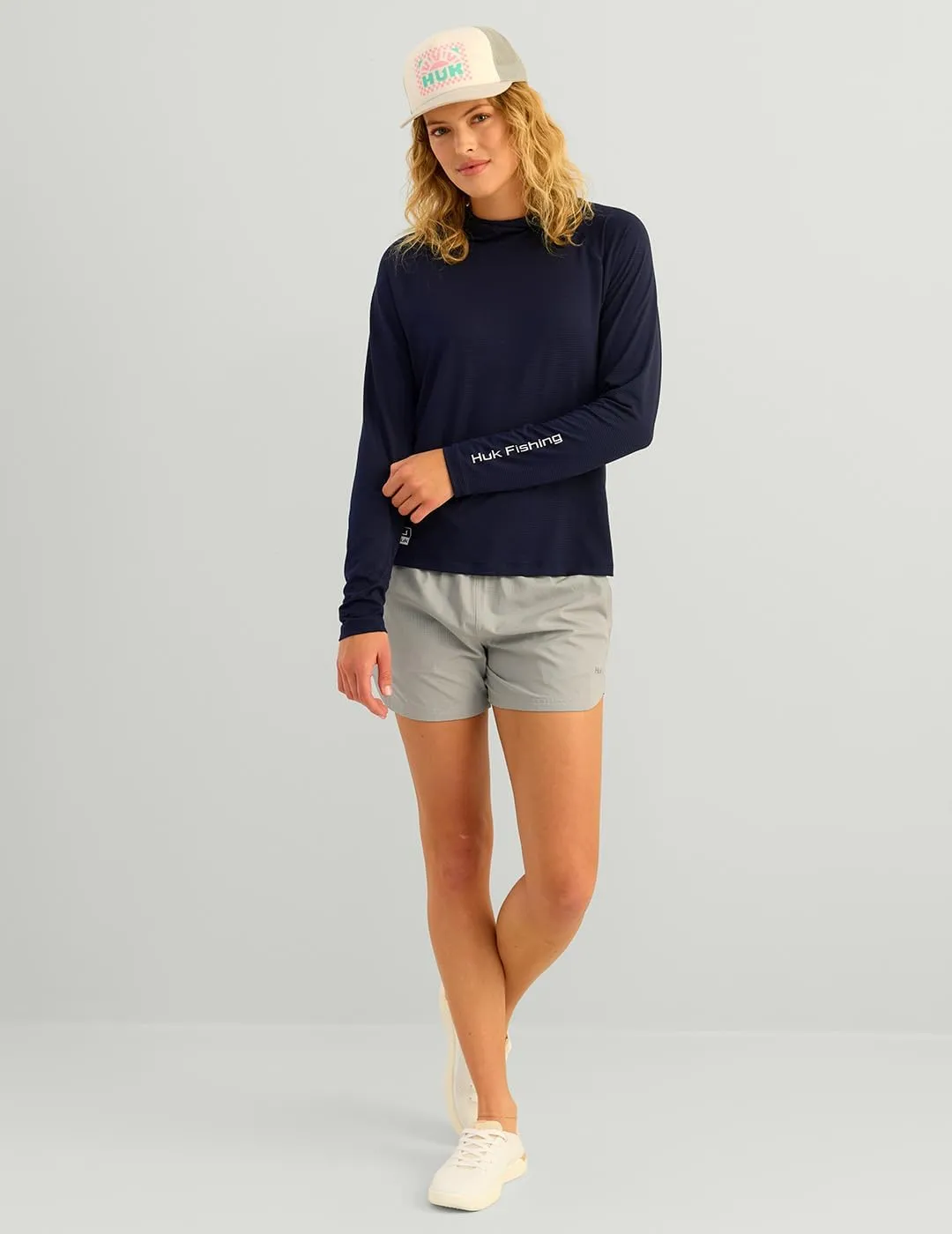 HUK Women's A1a Hoodie Lightweight Hooded Fishing Shirt, Sun Protection, Breathable, Quick-Dry Performance