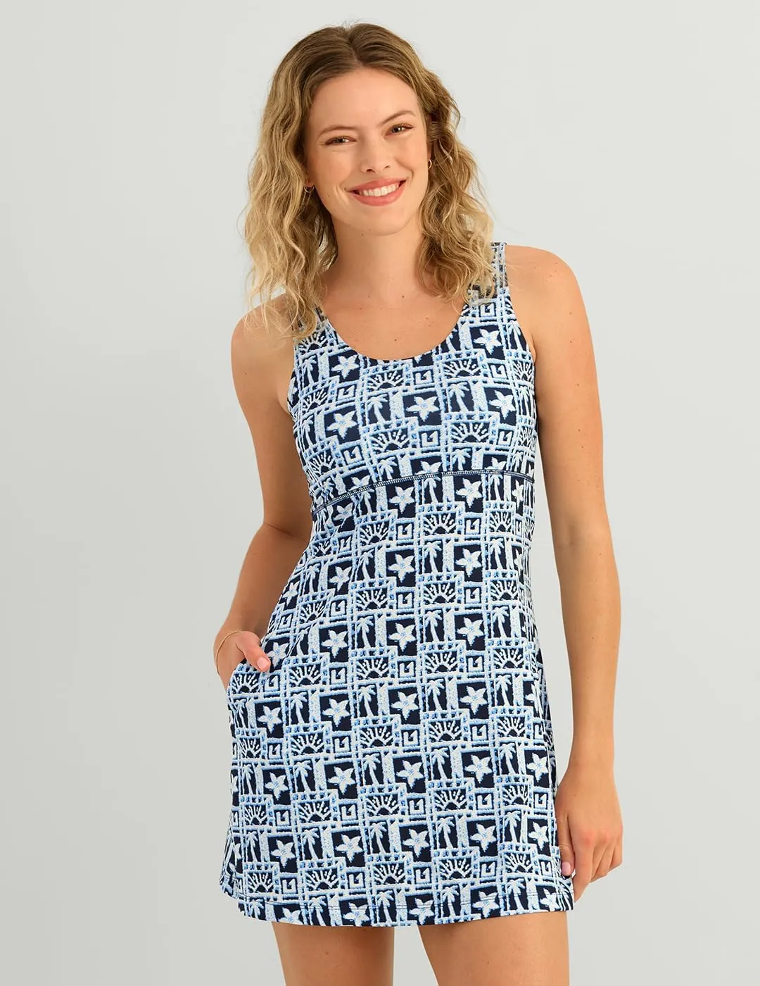 HUK Women's Icon, UPF 50  Sun Protection, Quick-Dry, Breathable Fishing & Outdoor Performance Dress