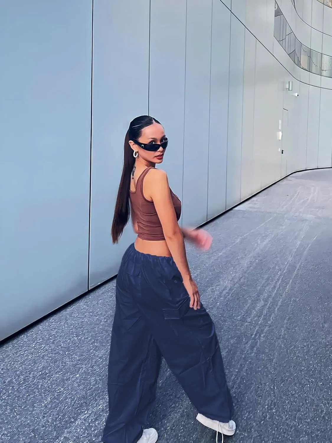 LQI Parachute Pants for Women Y2K Baggy Cargo Pants Drawstring Trousers Low Rise Loose Jogger Sweatpants