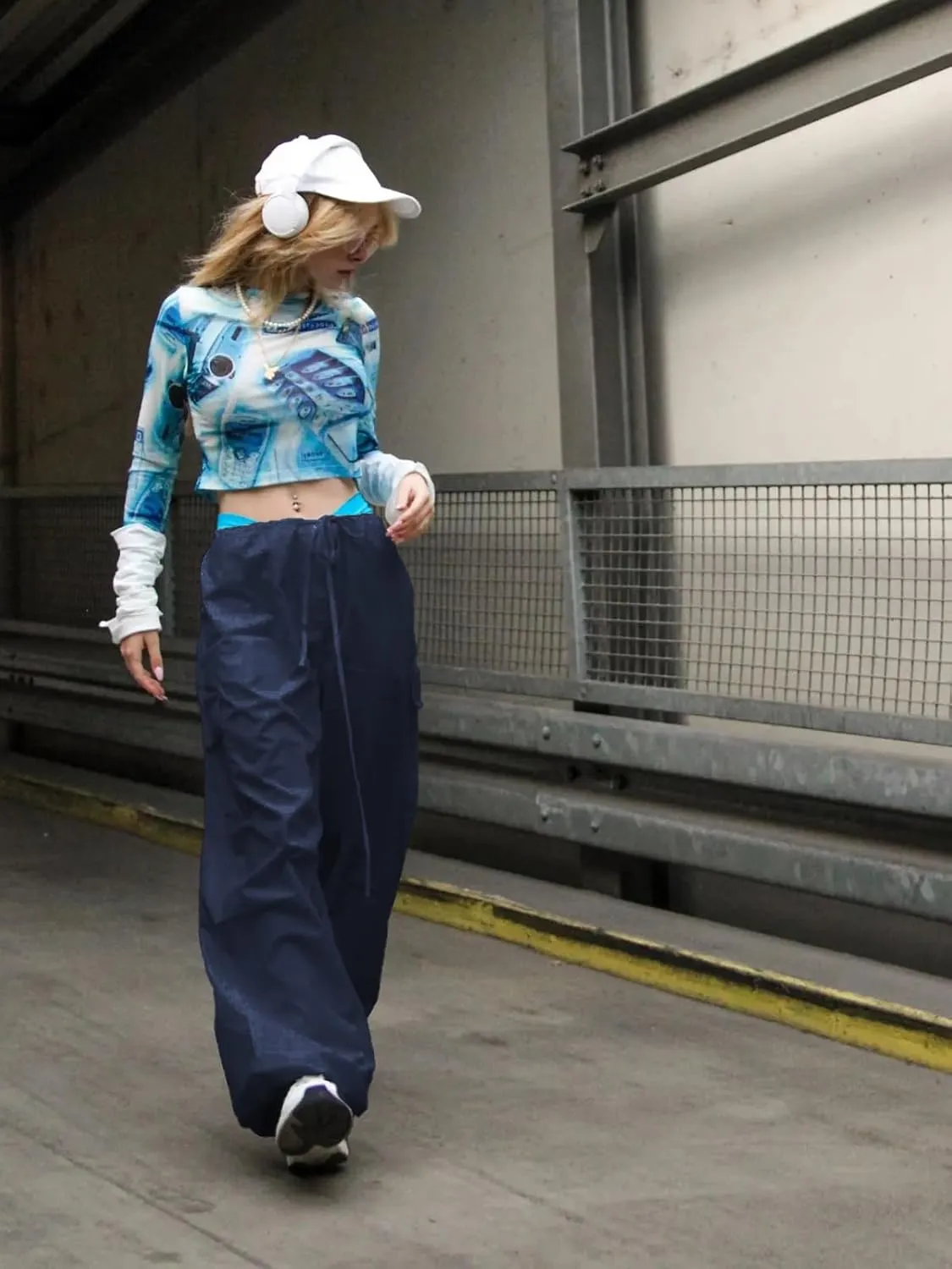 LQI Parachute Pants for Women Y2K Baggy Cargo Pants Drawstring Trousers Low Rise Loose Jogger Sweatpants