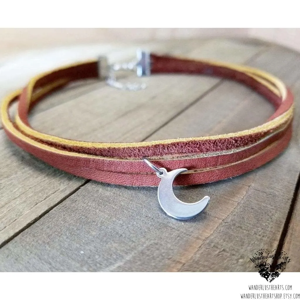 Moon choker necklace