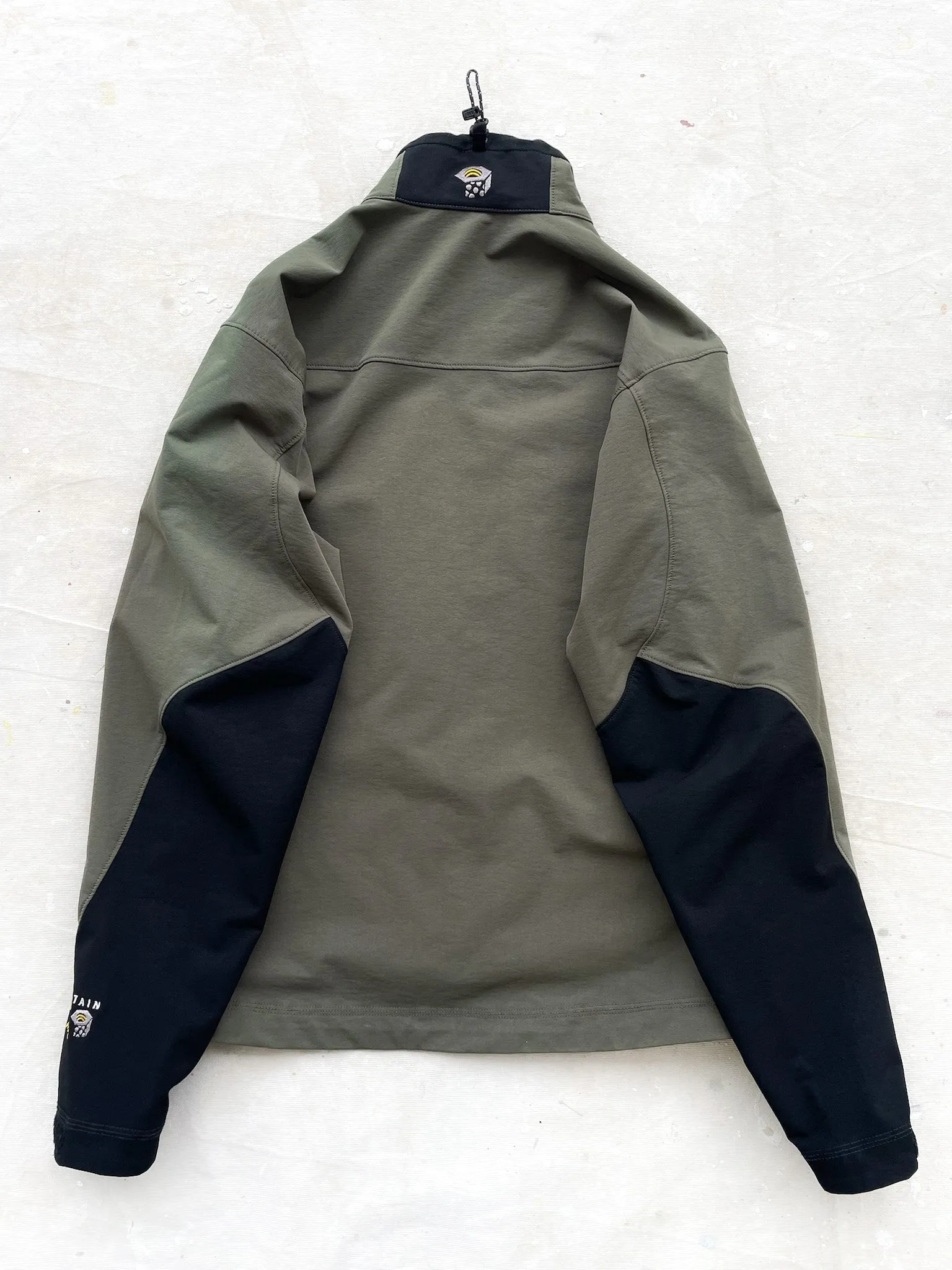 Mountain Hard Wear Conduit Softshell Jacket—[M]