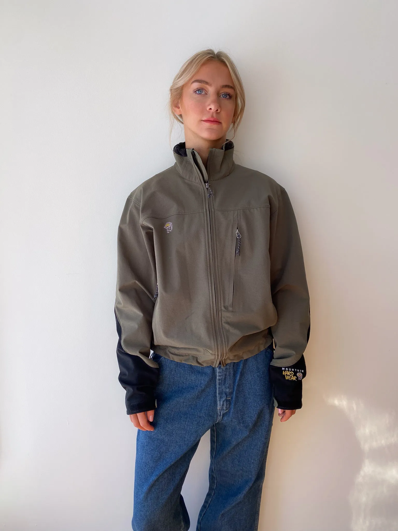 Mountain Hard Wear Conduit Softshell Jacket—[M]