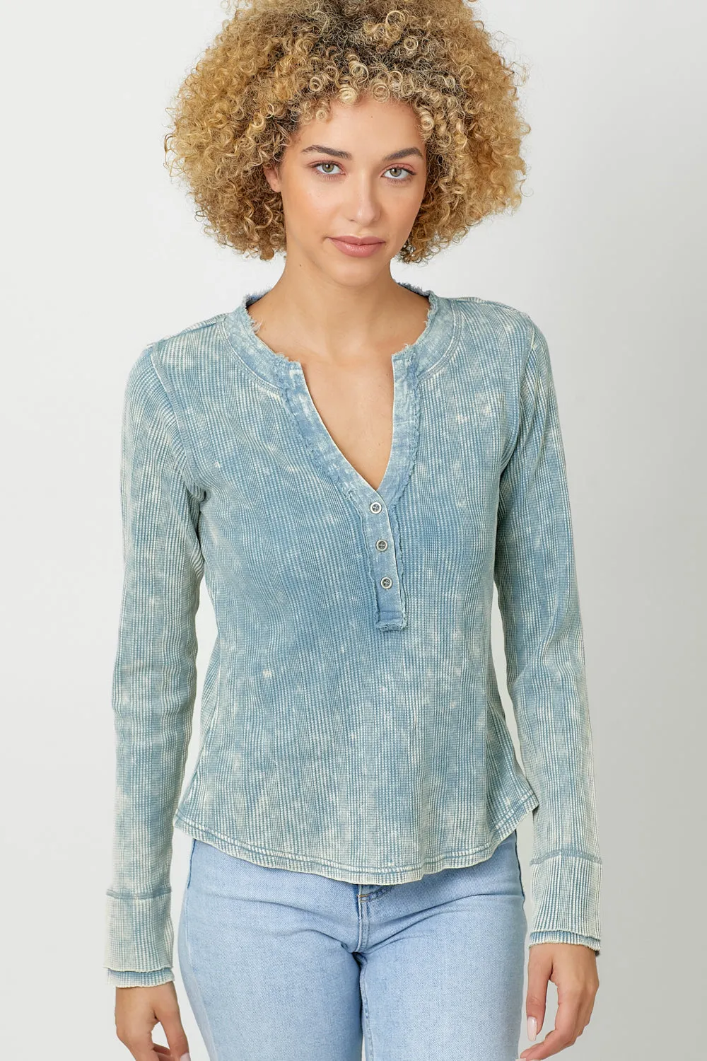 Mystree Washed Thermal Henley Tee In Washed Blue