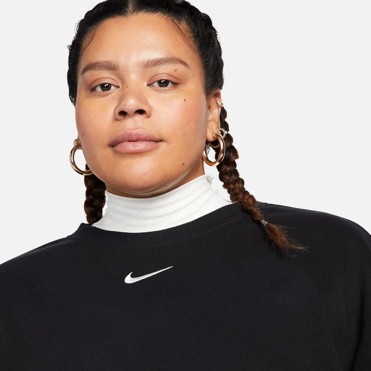 Nike Sportswear Phoenix Fleece Women's Oversized Crew-Neck Sweatshirt (Plus Size) (DV4976-010, Black/Sail)