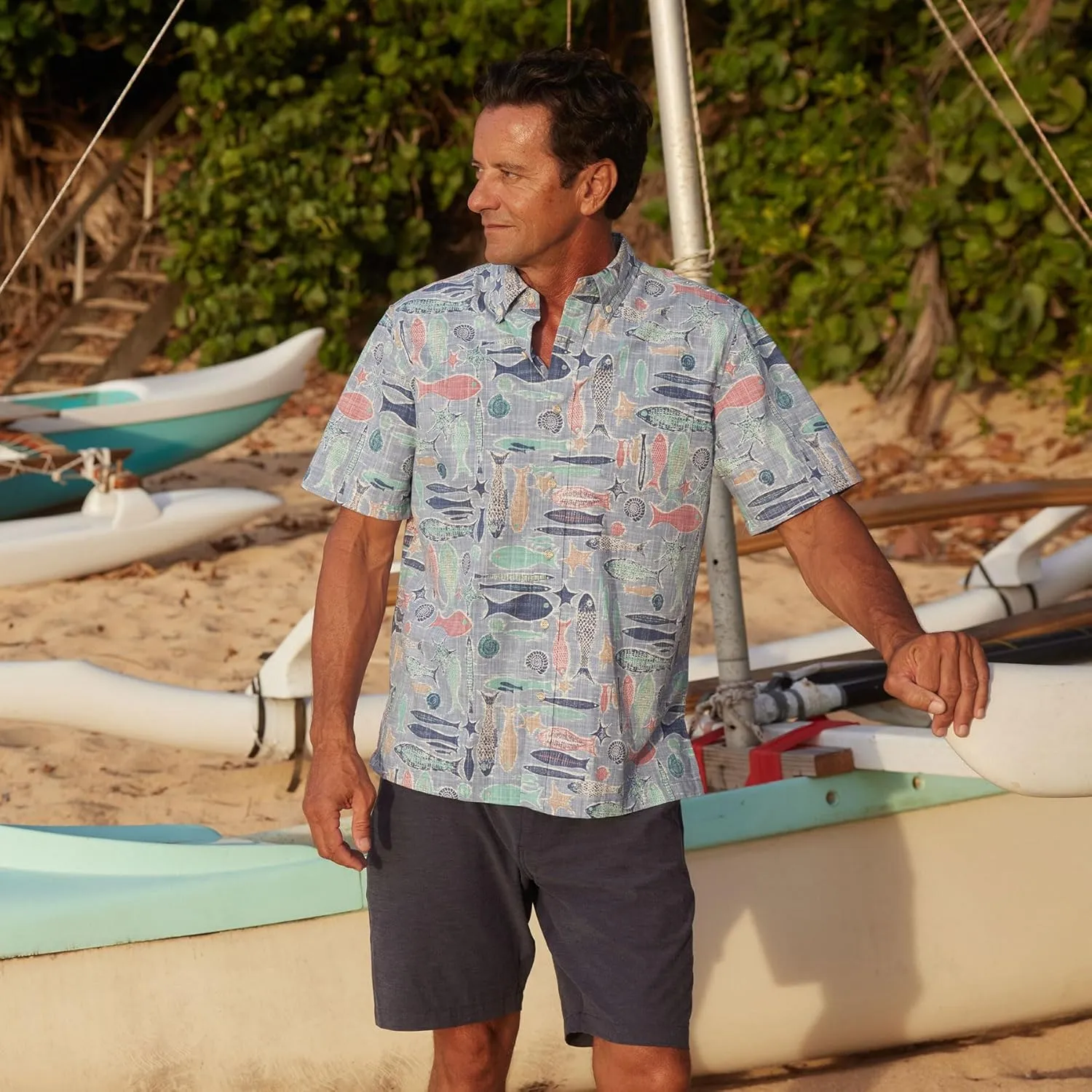 Reyn Spooner Oceanic Hawaiian Aloha Shirt - Tailored Button Front