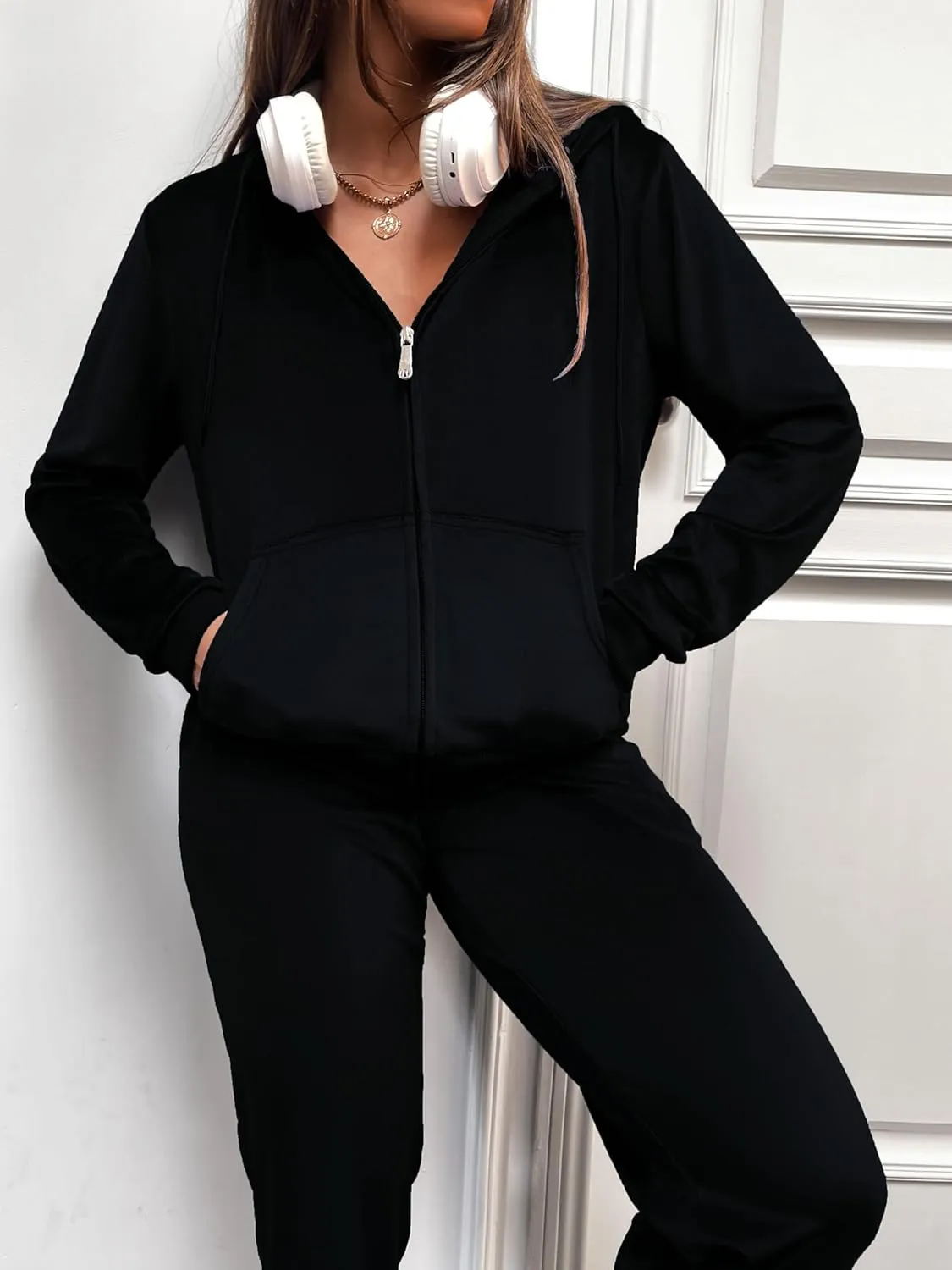 TanBridge Women's Velour Sweatsuits Light Jogging 2 Piece Outfits for Women Zip Lounge Track Suits