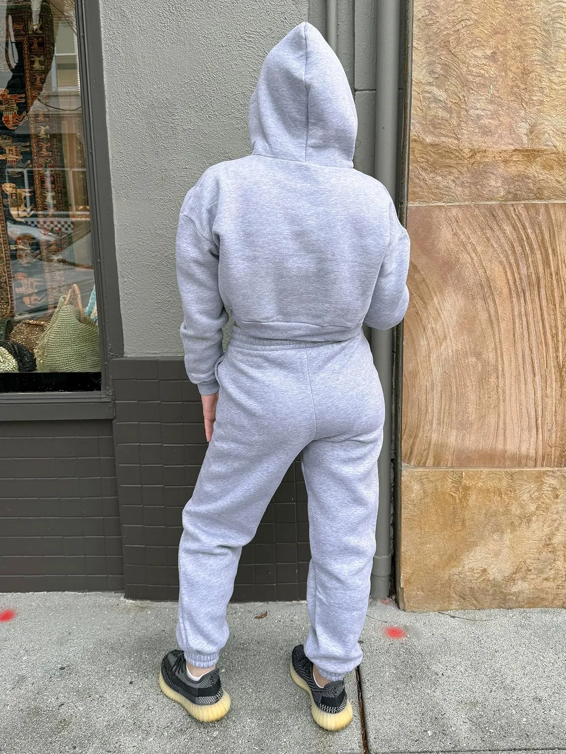 Women 2 Piece Outfits Lounge Set Cotton Fleece Sweatsuit Crop Hoodie & Jogger Pants Drawstring Long Sleeve Pocket Casual