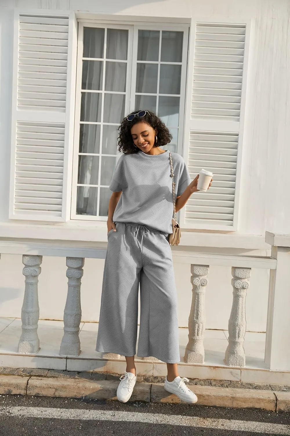 Women 2 Piece Outfits Sweatsuits Summer Lounge Set Casual Short Sleeve Pullover Tops And Drawstring Wide Leg Pants