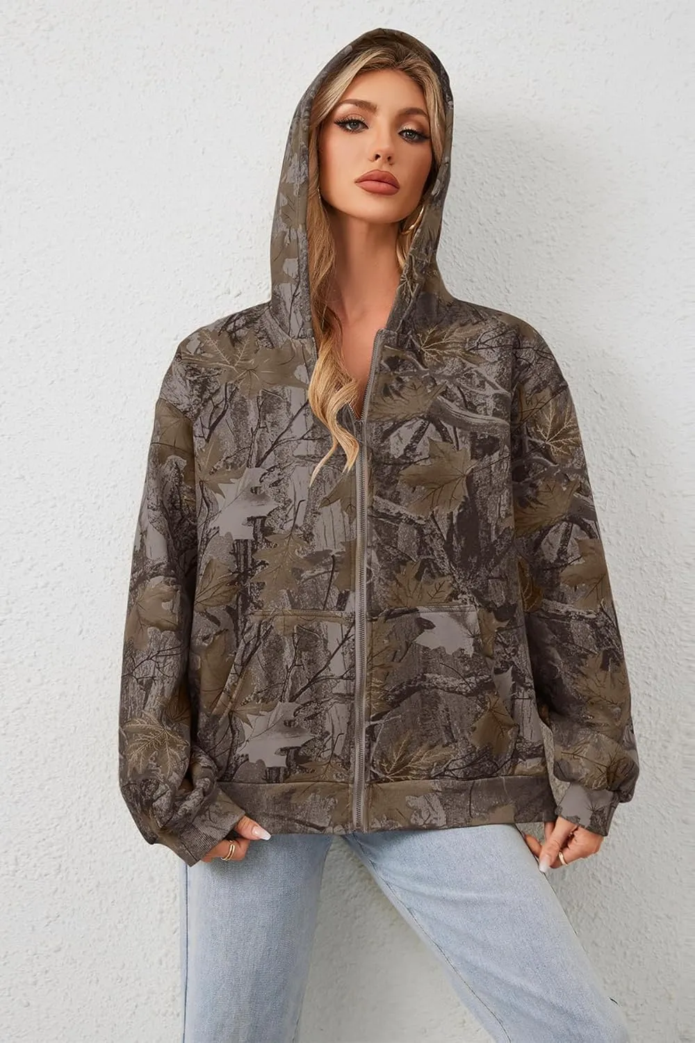 Women Camo Zip Up Oversized Fleece Hoodie Long Sleeve Maple Leaf Print Hooded Jacket Baggy Hoodie with Pockets