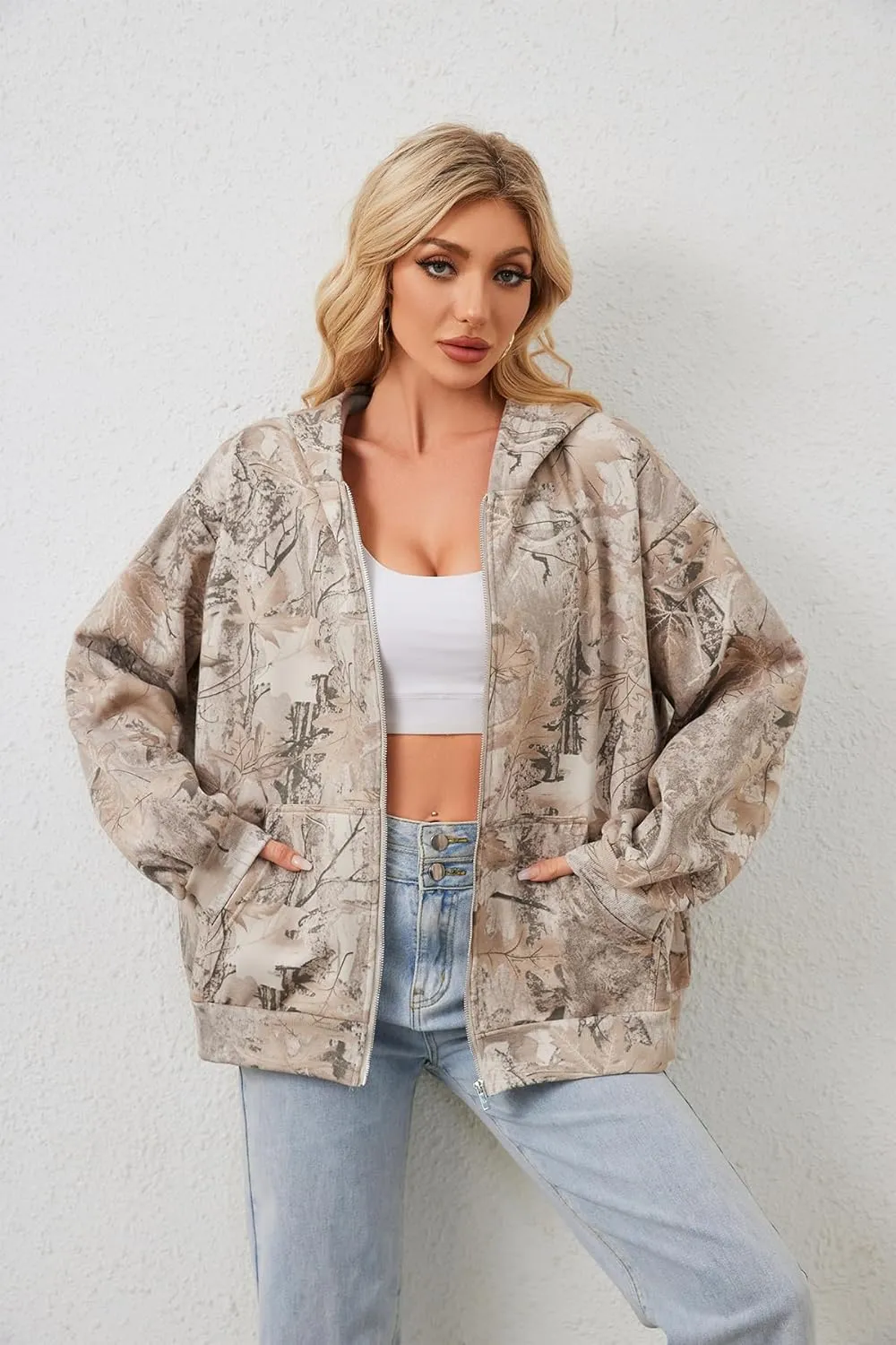 Women Camo Zip Up Oversized Fleece Hoodie Long Sleeve Maple Leaf Print Hooded Jacket Baggy Hoodie with Pockets