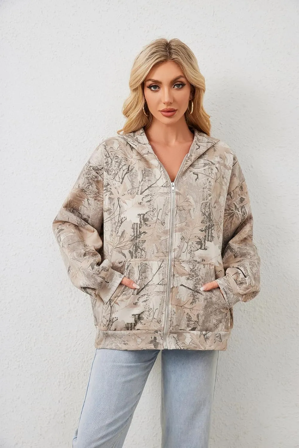 Women Camo Zip Up Oversized Fleece Hoodie Long Sleeve Maple Leaf Print Hooded Jacket Baggy Hoodie with Pockets