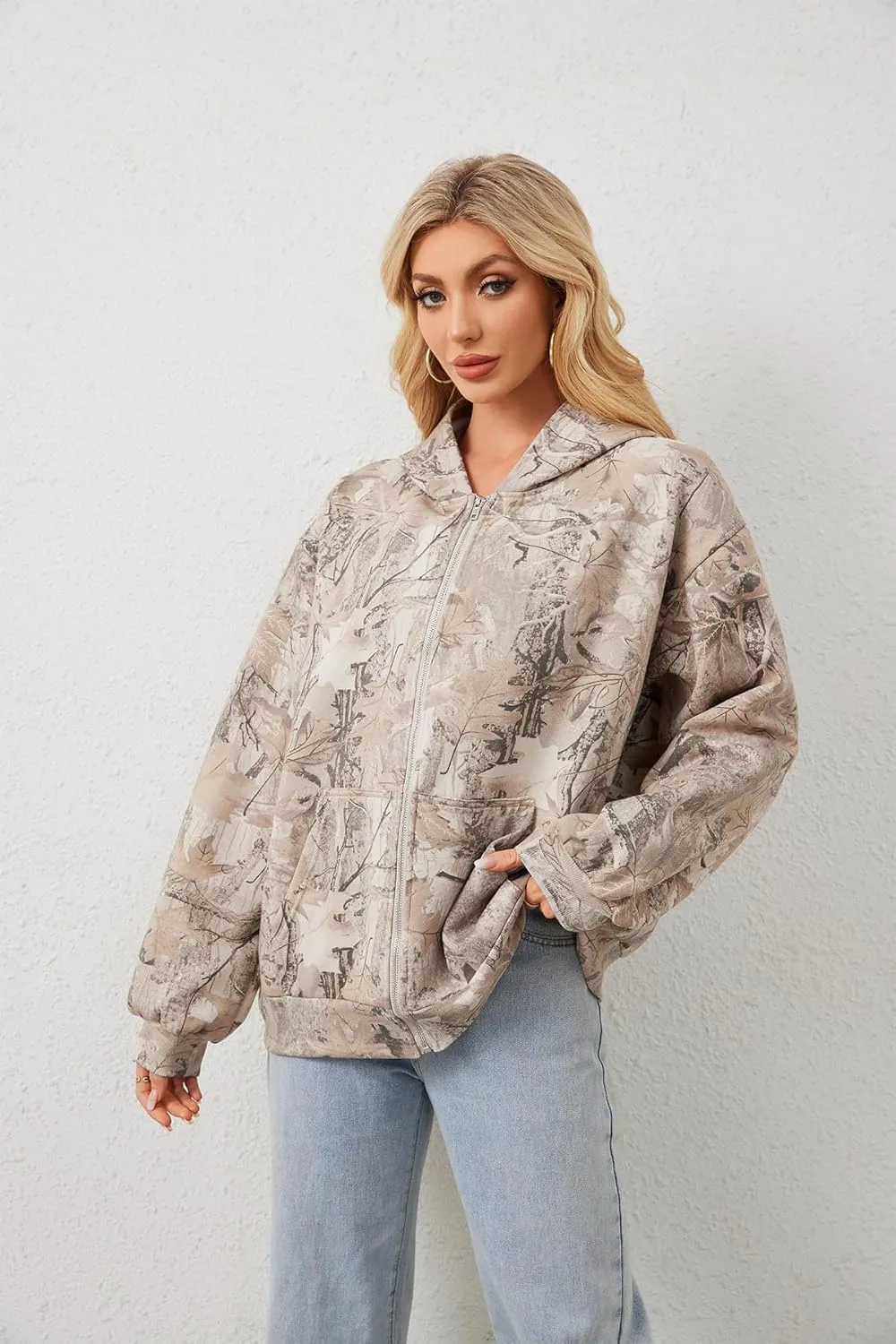 Women Camo Zip Up Oversized Fleece Hoodie Long Sleeve Maple Leaf Print Hooded Jacket Baggy Hoodie with Pockets