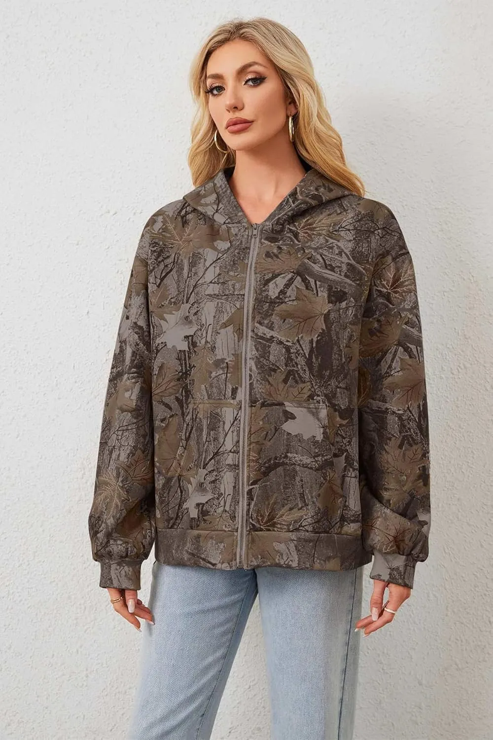 Women Camo Zip Up Oversized Fleece Hoodie Long Sleeve Maple Leaf Print Hooded Jacket Baggy Hoodie with Pockets